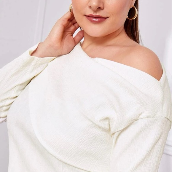 Sweater - Picture 4 of 5